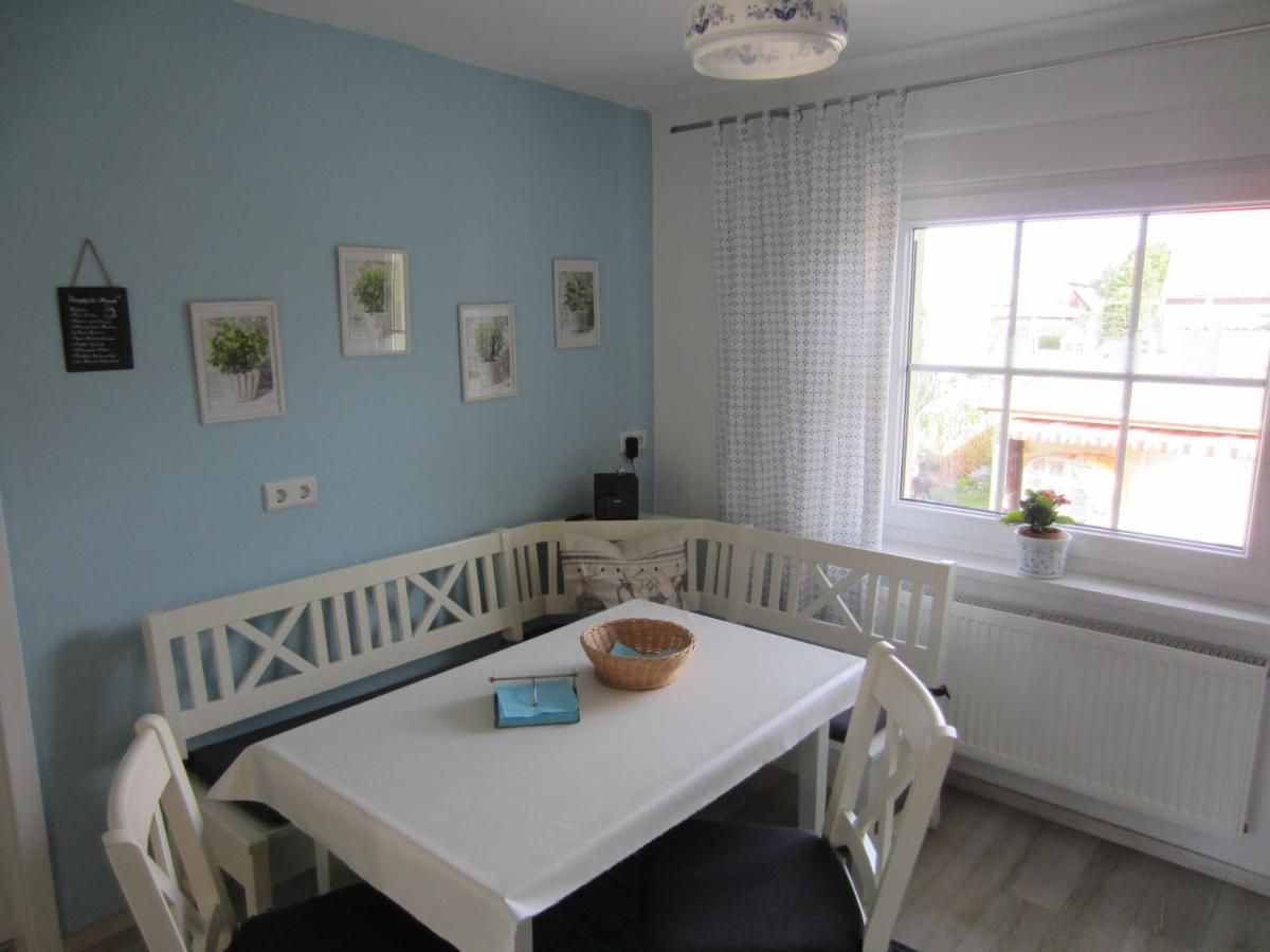 Ferienwohnung Bienwald Mit Pool Fuer 4 - 6 Personen Mit 3 Schlafzimmern Grobitz Bagian luar foto